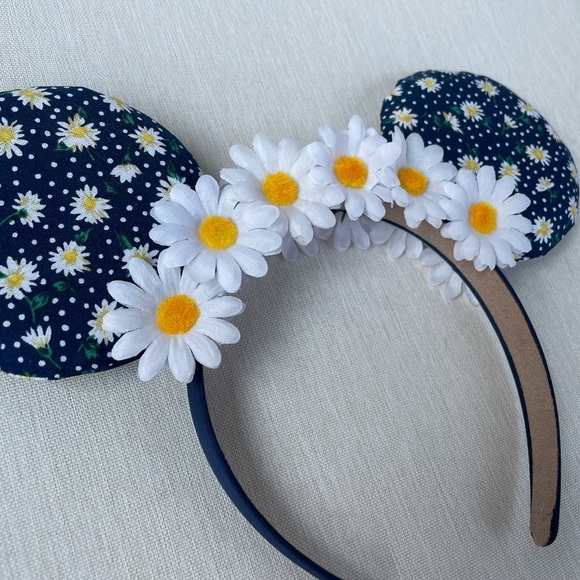 Minnie Mouse ears - Picture 5 of 5